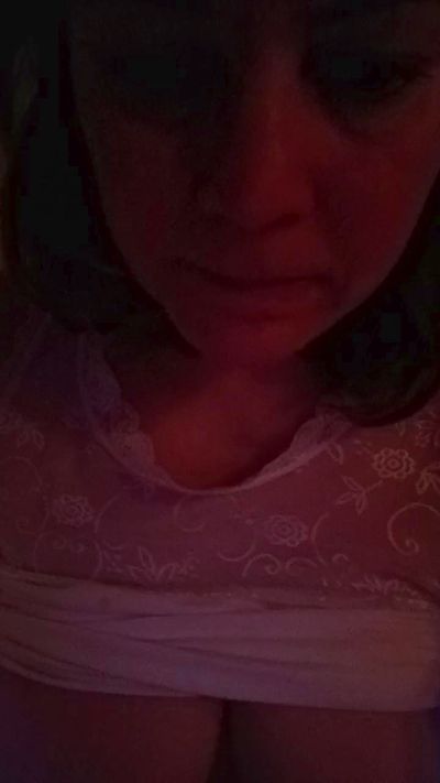 Cassandra64 live cam on Cam4