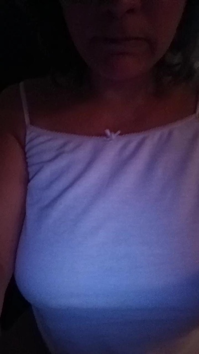 Cassandra64 live cam on Cam4