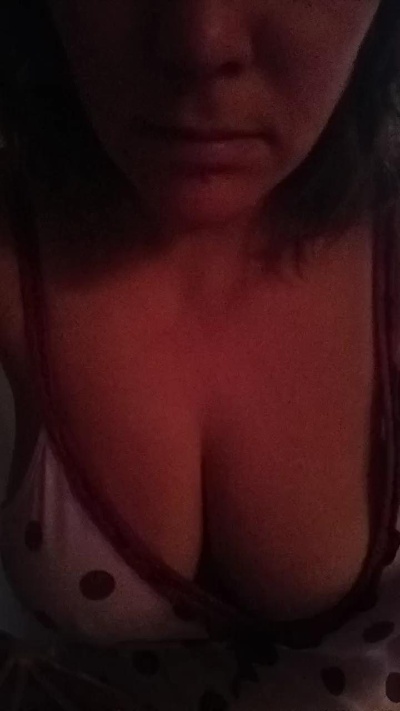 Cassandra64 live cam on Cam4