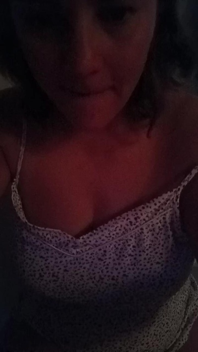 Cassandra64 live cam on Cam4