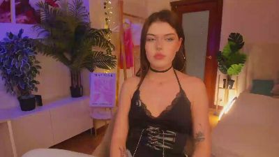 CassiCritchelow live cam on Cam4