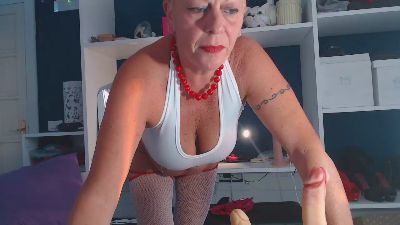 CatFetish live cam on Cam4