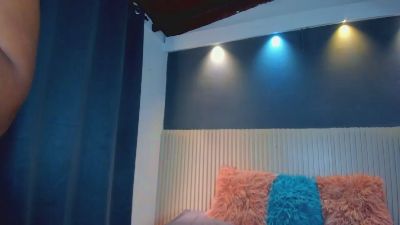 CataleyaCurvy live cam on Cam4