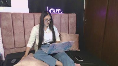 Catalina18Eyes live cam on Cam4