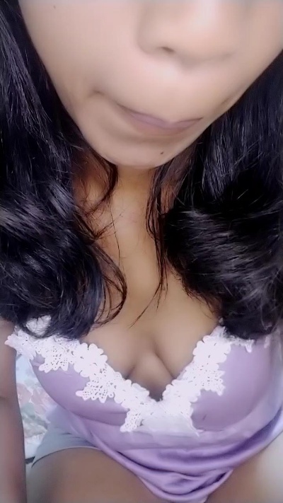 Cathie01 live cam on Cam4