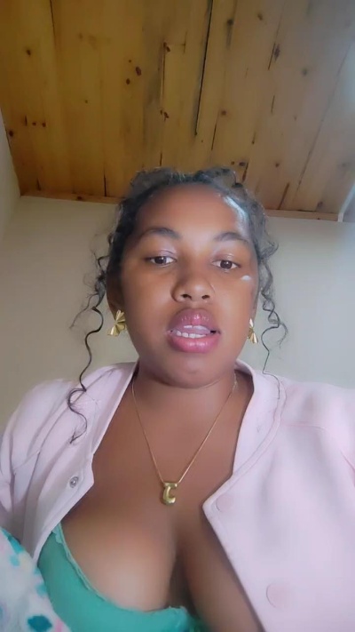 Cathy180 live cam on Cam4