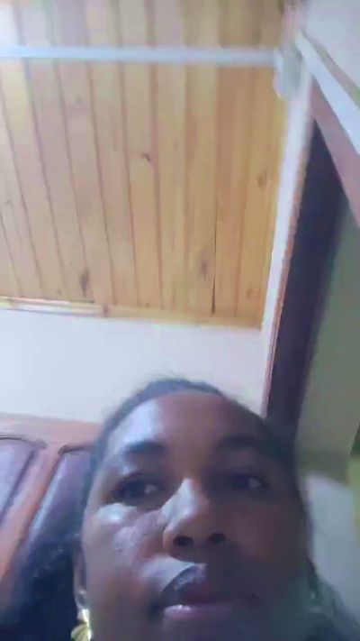 Cathy180 live cam on Cam4
