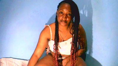 Cathya05 live cam on Cam4