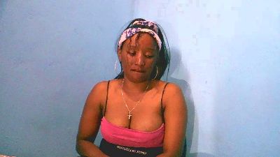 Cathya05 live cam on Cam4