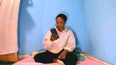 Cathya05 live cam on Cam4