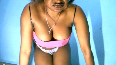 Cathya05 live cam on Cam4