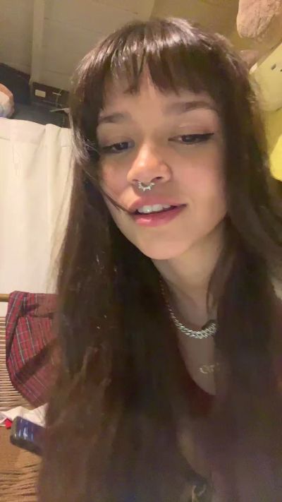 Catmorena22 live cam on Cam4