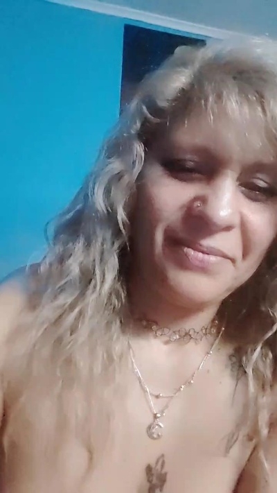 Catrala_Smith webcam