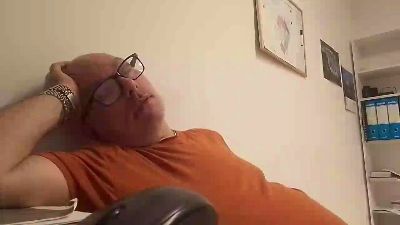 Cazzo_duro79 live cam on Cam4