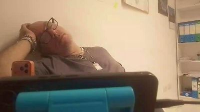 Cazzo_duro79 live cam on Cam4