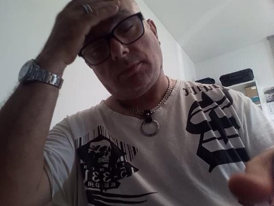 Cazzo_duro79 live cam on Cam4