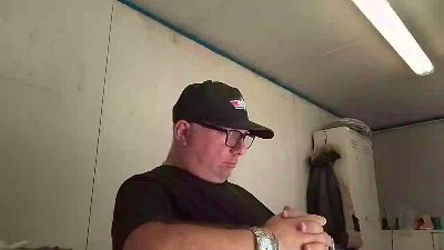 Cazzo_duro79 live cam on Cam4