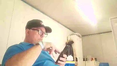 Cazzo_duro79 live cam on Cam4