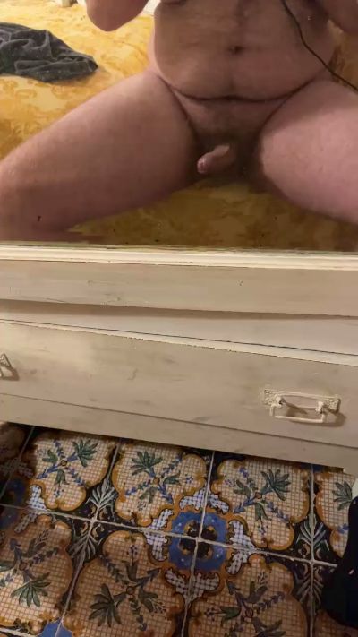 Cazzzoduro69 live cam on Cam4