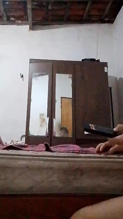 CeBr live cam on Cam4