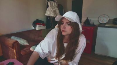 Ce_leste live cam on Cam4