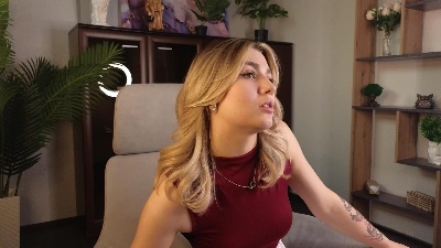 CeceliaMoscoso live cam on Cam4
