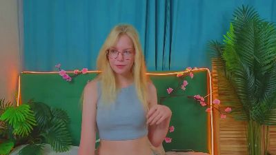 CeciliaBaker live cam on Cam4