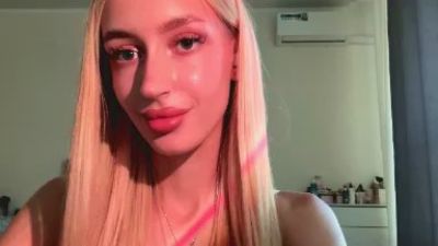 CecilleMulkey live cam on Cam4