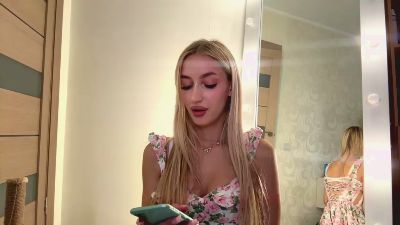 CecilleMulkey live cam on Cam4
