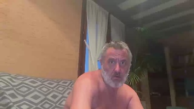 Cedelec live cam on Cam4