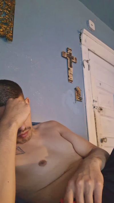 CeeJayy720 live cam on Cam4