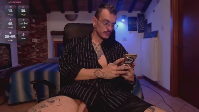 Cek_186 live cam on Cam4
