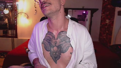 Cek_186 live cam on Cam4