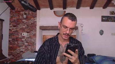 Cek_186 live cam on Cam4
