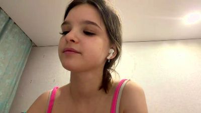 CelineLundburg live cam on Cam4