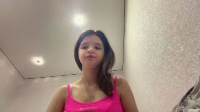 CelineLundburg live cam on Cam4