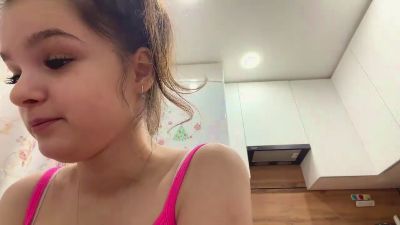 CelineLundburg live cam on Cam4