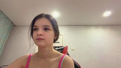 CelineLundburg live cam on Cam4