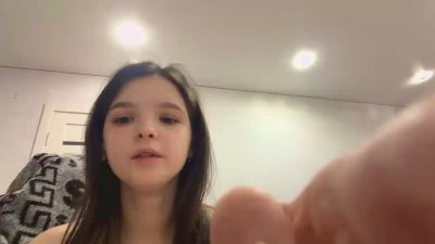 CelineLundburg live cam on Cam4
