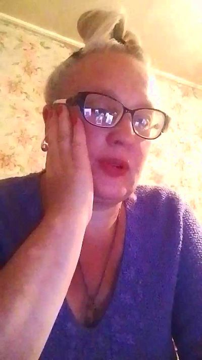 CerdAyaz live cam on Cam4