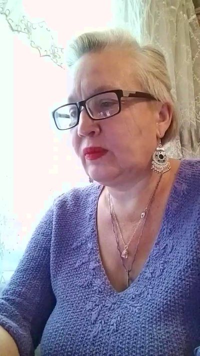 CerdAyaz live cam on Cam4