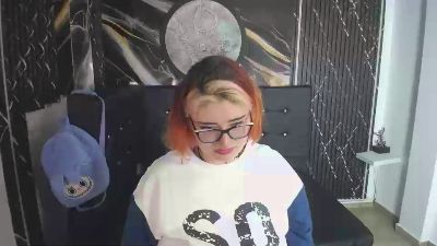Cerecita02 live cam on Cam4