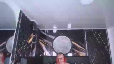 Cerecita02 live cam on Cam4
