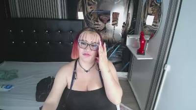 Cerecita02 live cam on Cam4