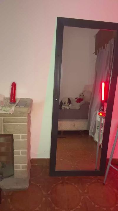 Cerecita888 live cam on Cam4