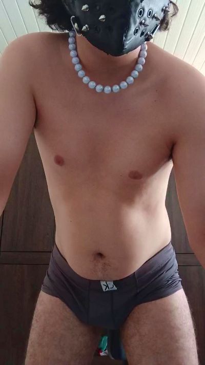 Cerezzo live cam on Cam4