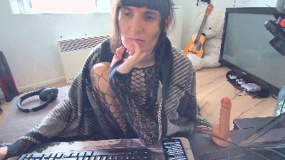 CeriseLapine live cam on Cam4