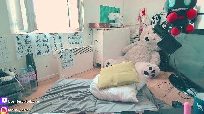 CeriseLapine live cam on Cam4