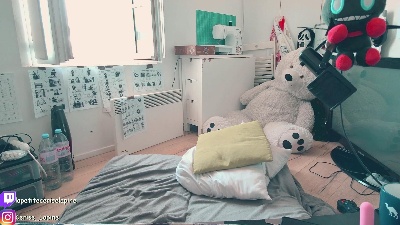 CeriseLapine live cam on Cam4