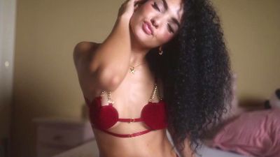 Cerrysta live cam on Cam4